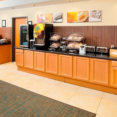 Fairfield Inn & Suites By Marriott San Antonio Seaworld / Westover Hills Екстериор снимка