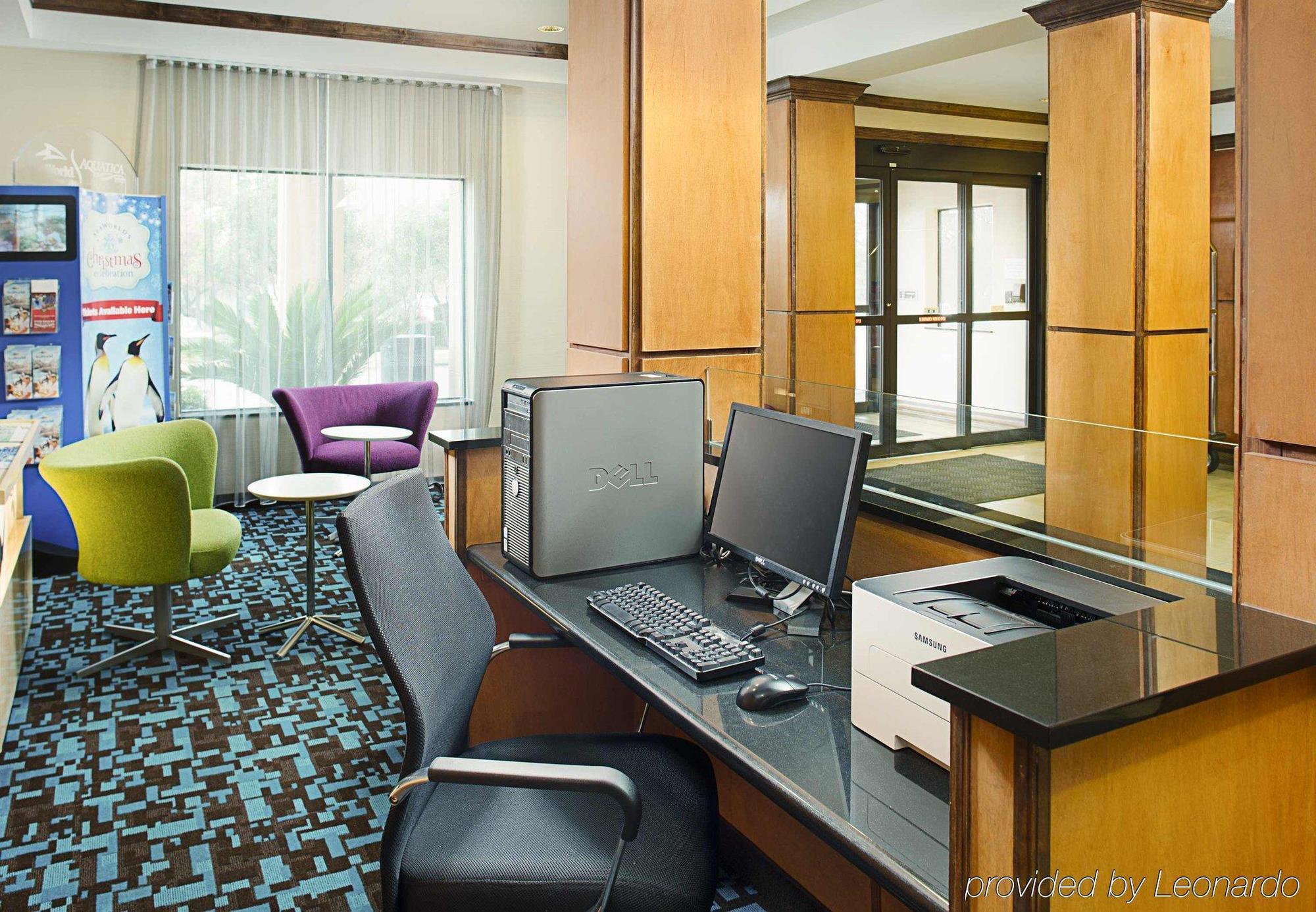 Fairfield Inn & Suites By Marriott San Antonio Seaworld / Westover Hills Екстериор снимка
