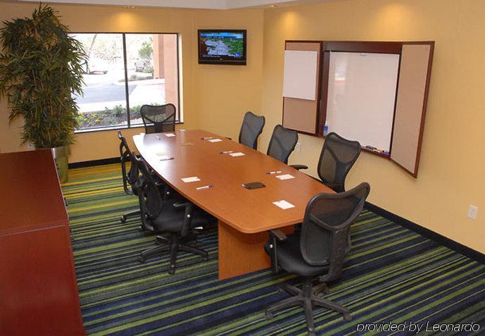 Fairfield Inn & Suites By Marriott San Antonio Seaworld / Westover Hills Екстериор снимка